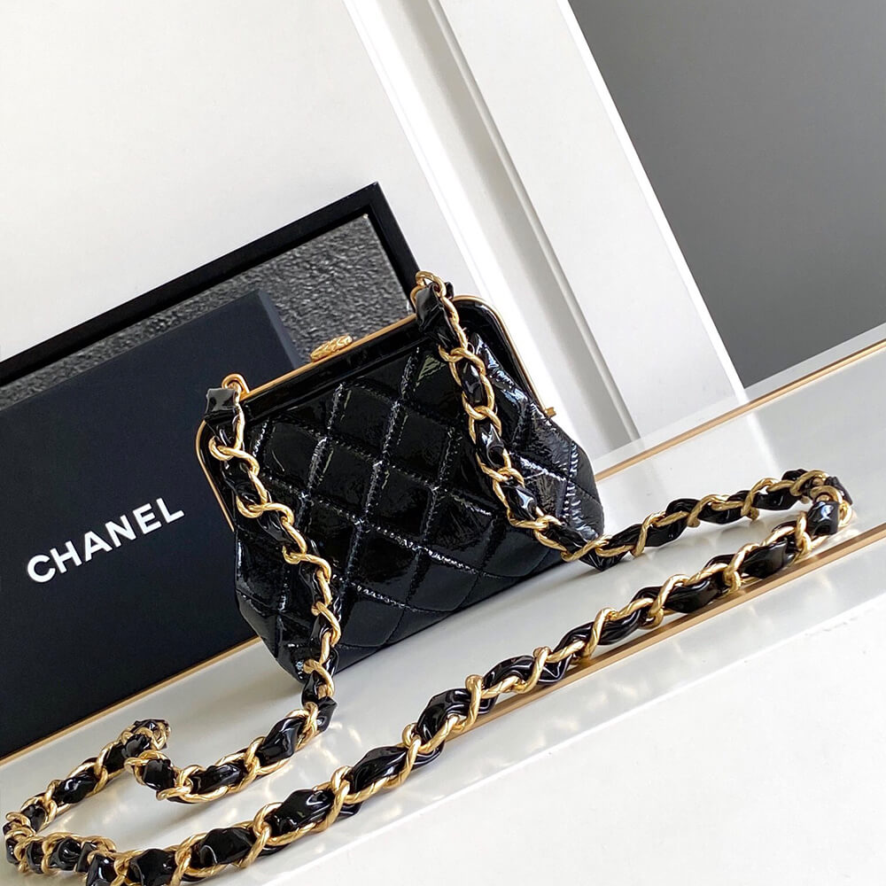 CHANEL Clutch With Chain(high-end grade)