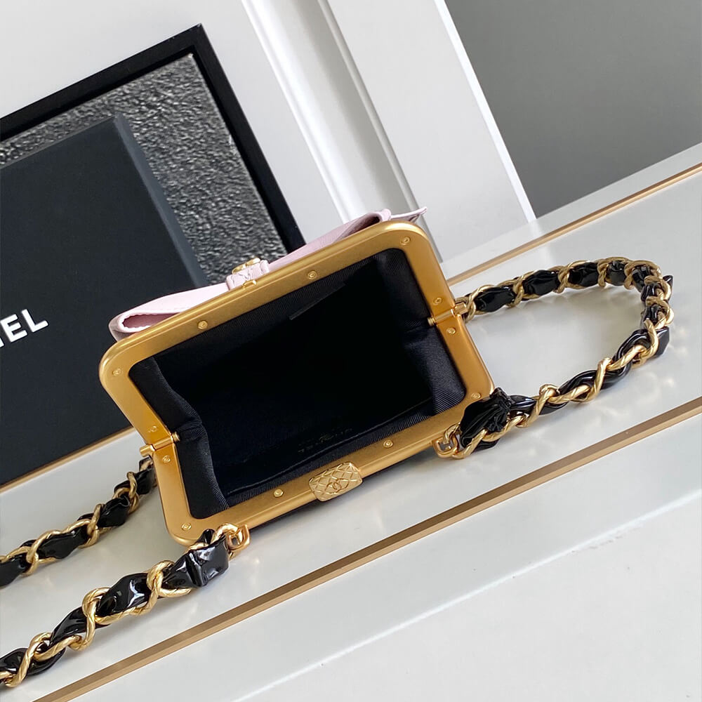 CHANEL Clutch With Chain(high-end grade)