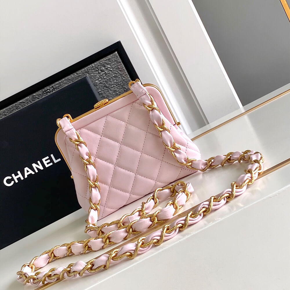 17124-4 CHANEL Clutch With Chain(high-end grade)