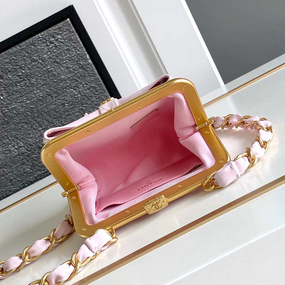 17124-8 CHANEL Clutch With Chain(high-end grade)