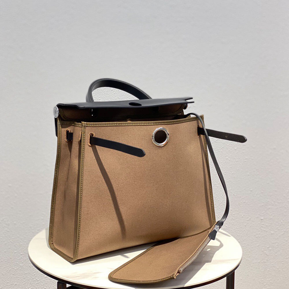 17172-5 HERMES Herbag Zip 31 bag