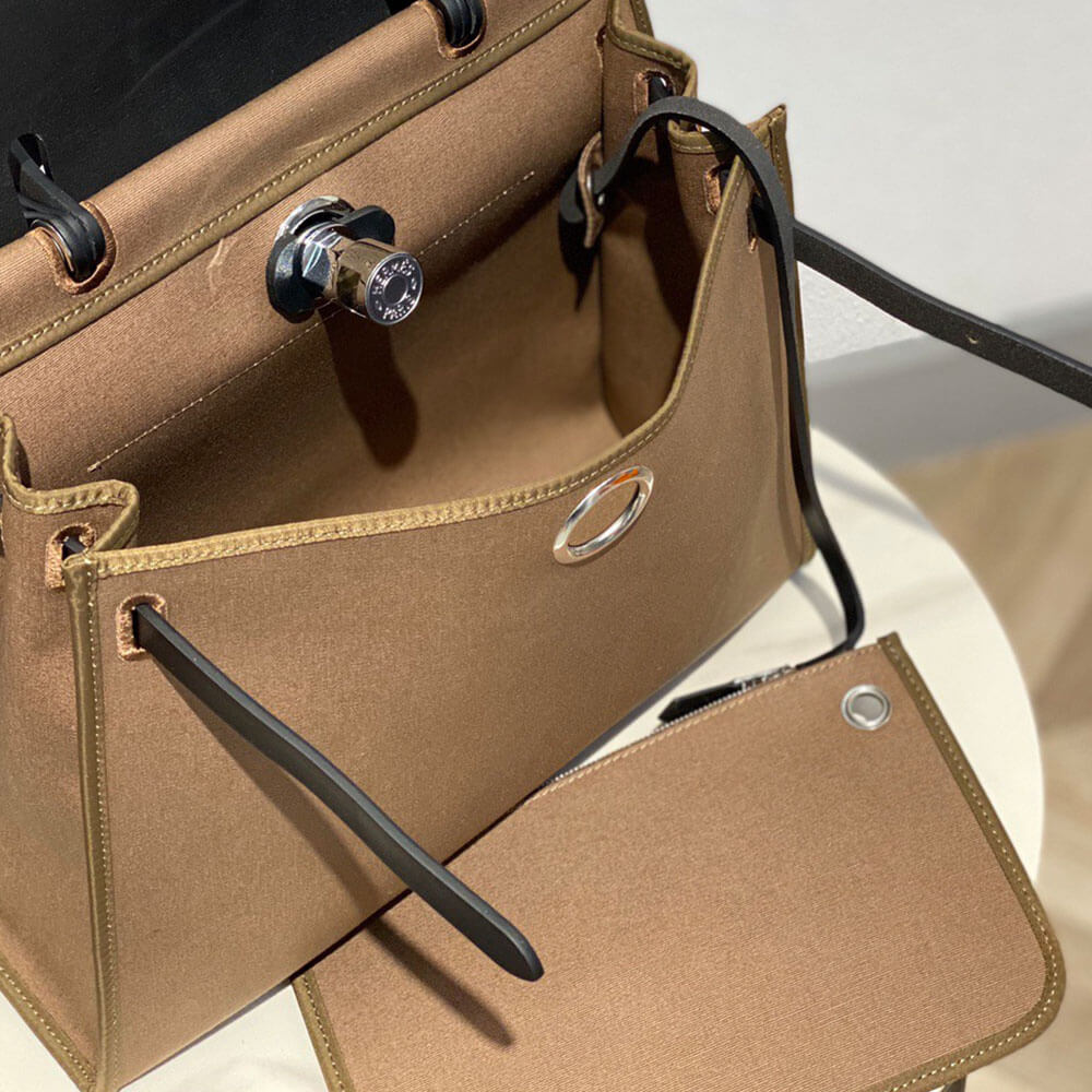 17172-8 HERMES Herbag Zip 31 bag