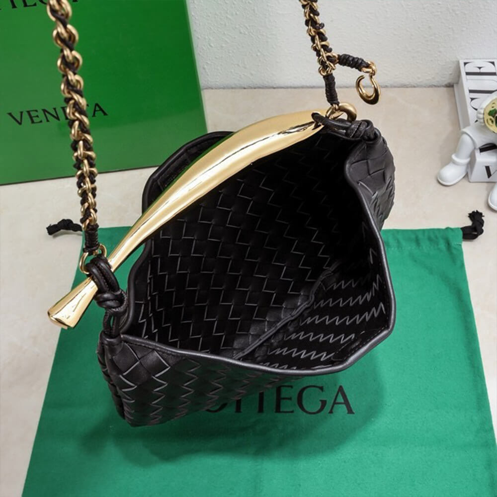 17203-8 Bottega Veneta Sardine With Chain