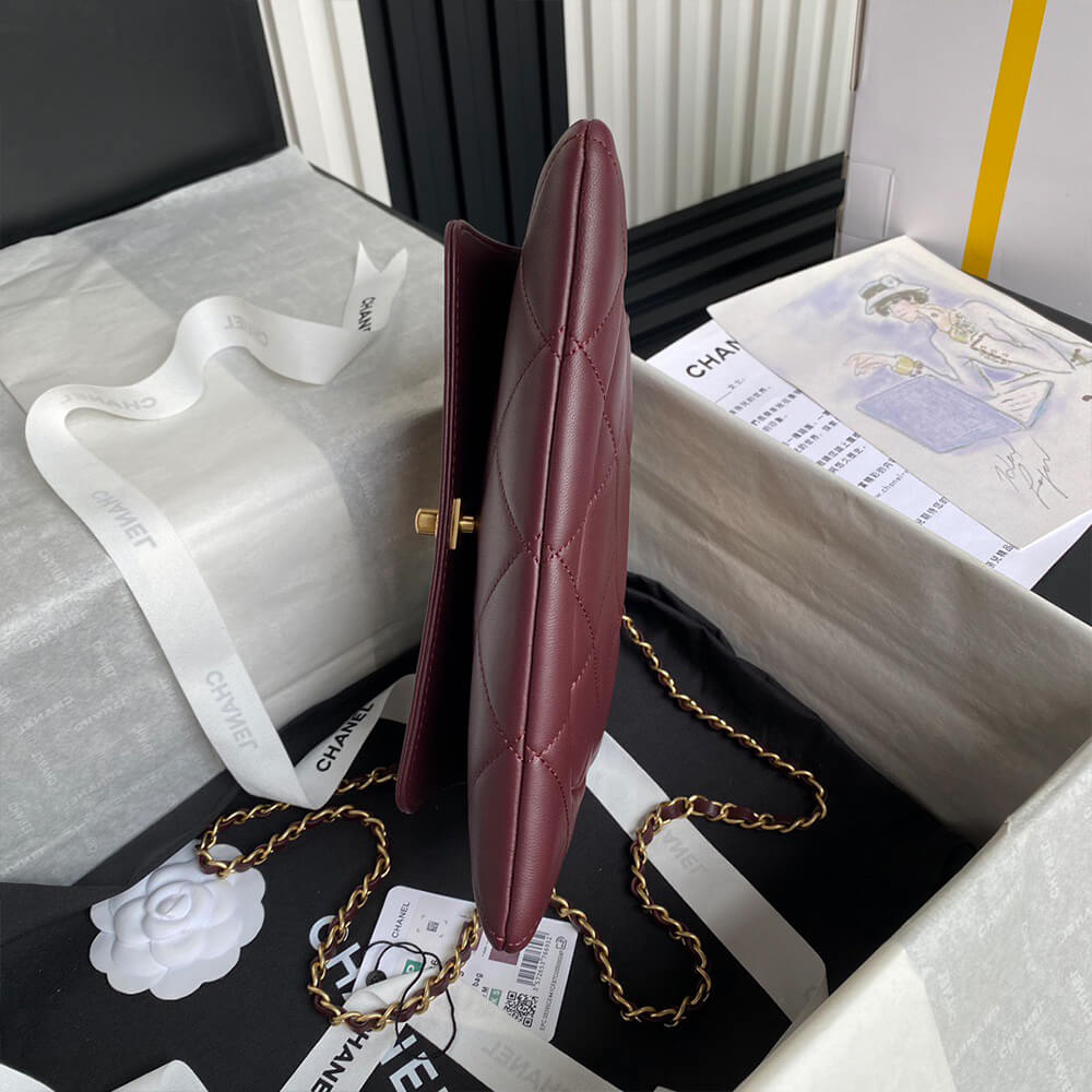 17255-3 CHANEL Clutch