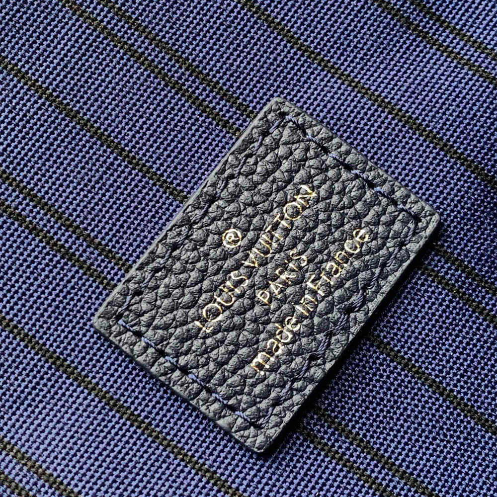 17284-7 LV Pochette Metis