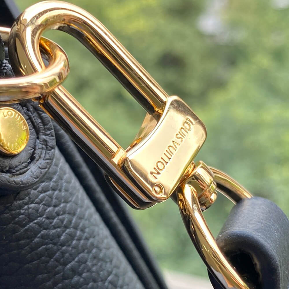 17286-7 LV Pochette Metis