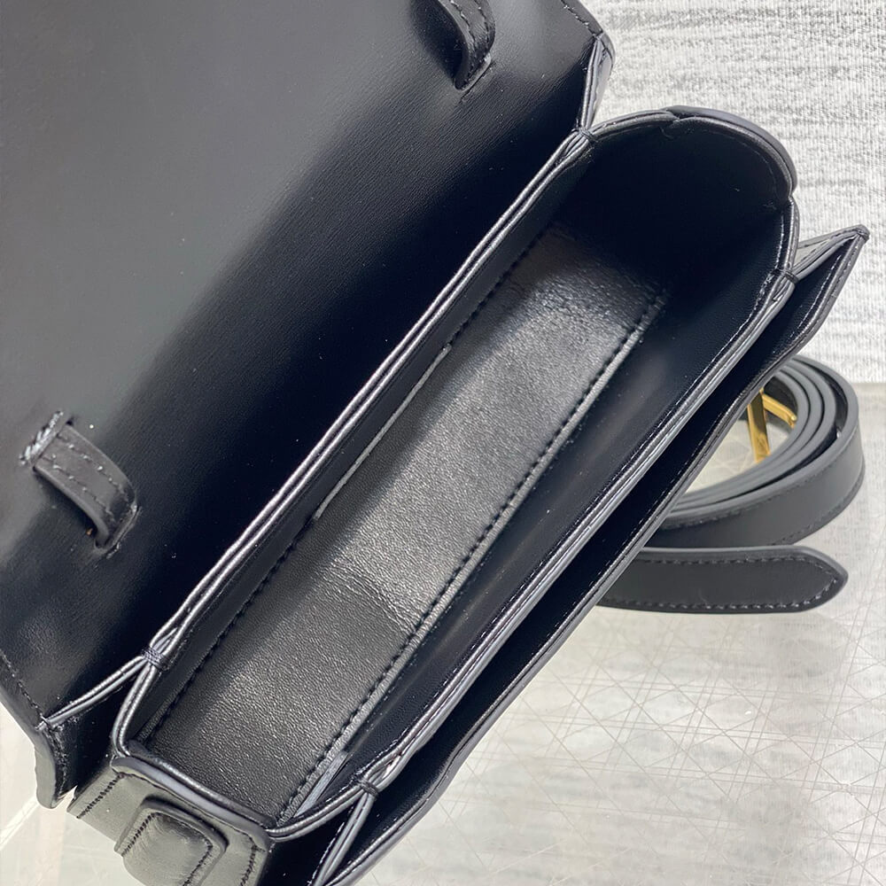 17339-8 Small 30 Montaigne Avenue Top Handle Bag