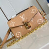17351-2 LV Pochette Metis East West