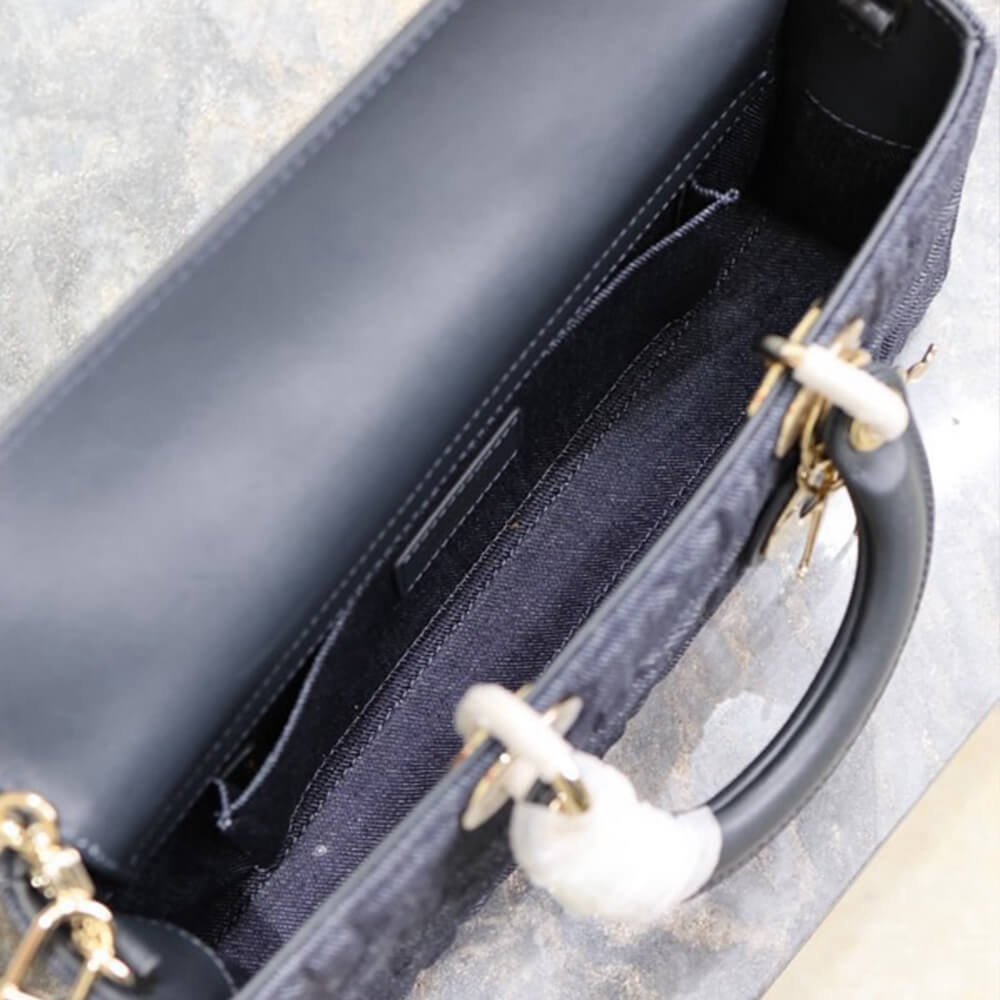 17404-8 Medium Lady D-Joy Bag