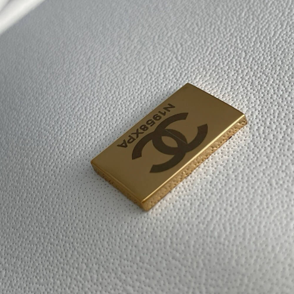 CHANEL Classic Flap Medium(HIGH-END GRADE)