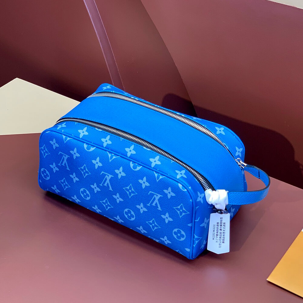 LV Dopp Kit