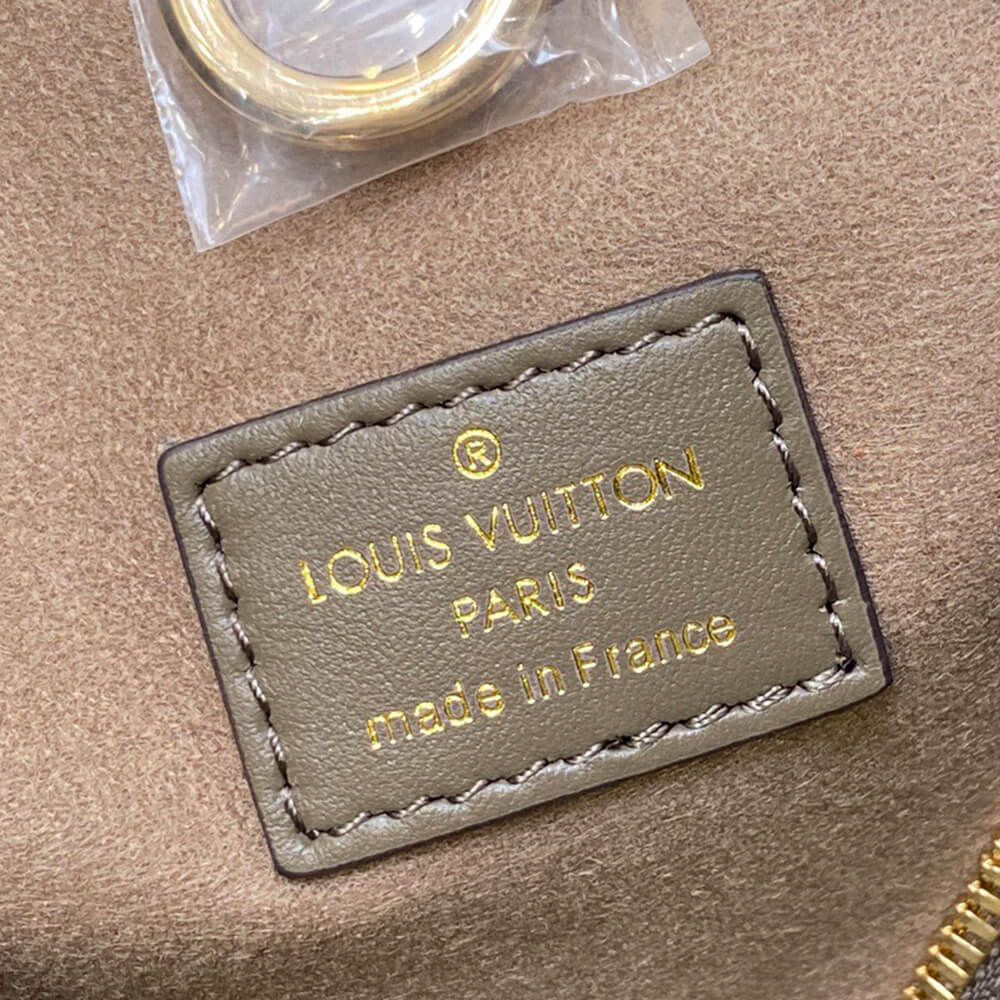 17598-7 LV Vendome MM