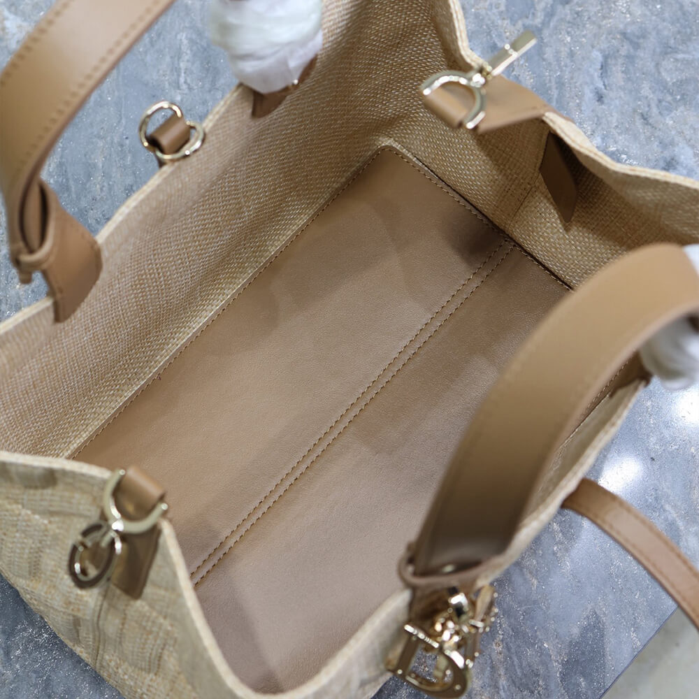 Medium Dior Toujours Bag