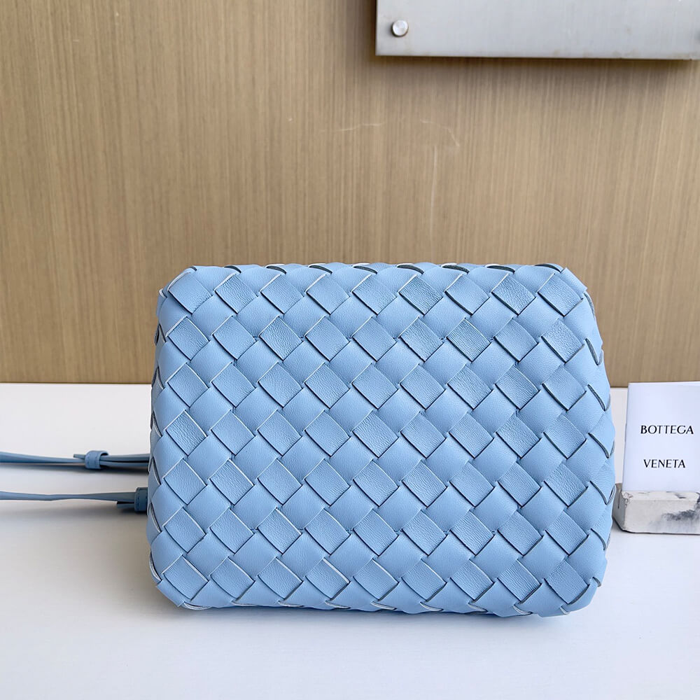 17715-5 Bottega Veneta Small Parachute