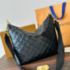 LV Coussin Hobo MM