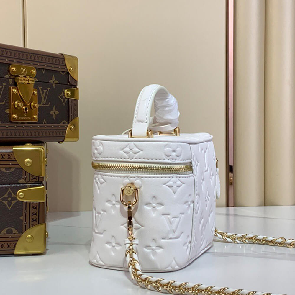 17919-3 LV Vanity PM