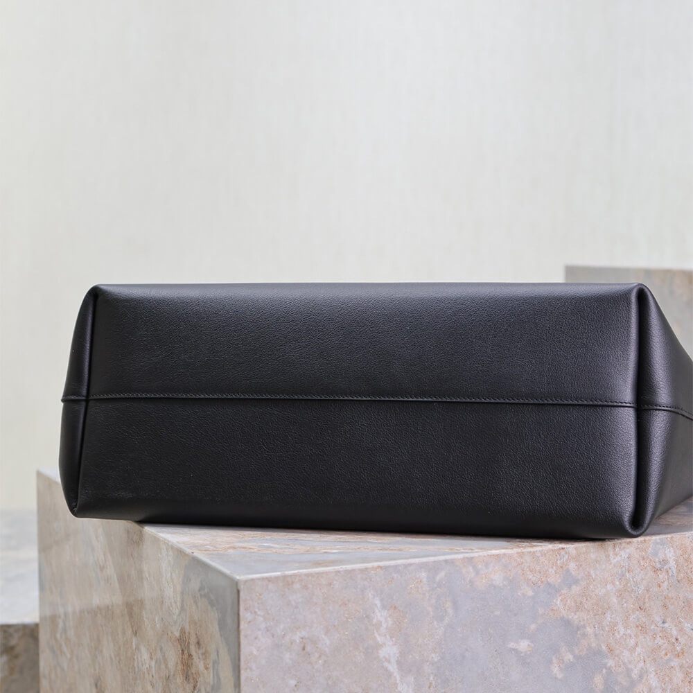 17960-5 YSL Shopping Saint Laurent leather