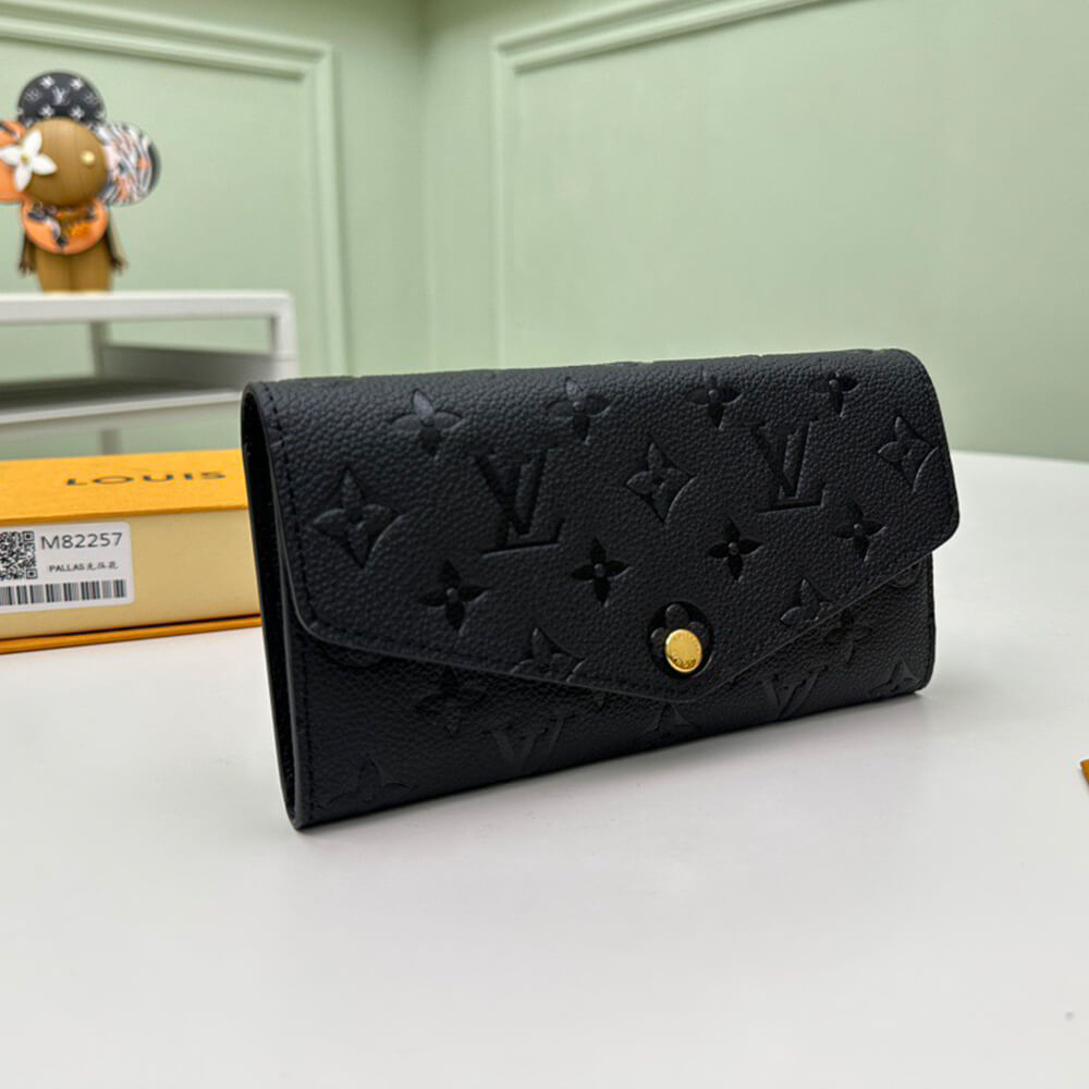 18039-3 LV Sarah Wallet
