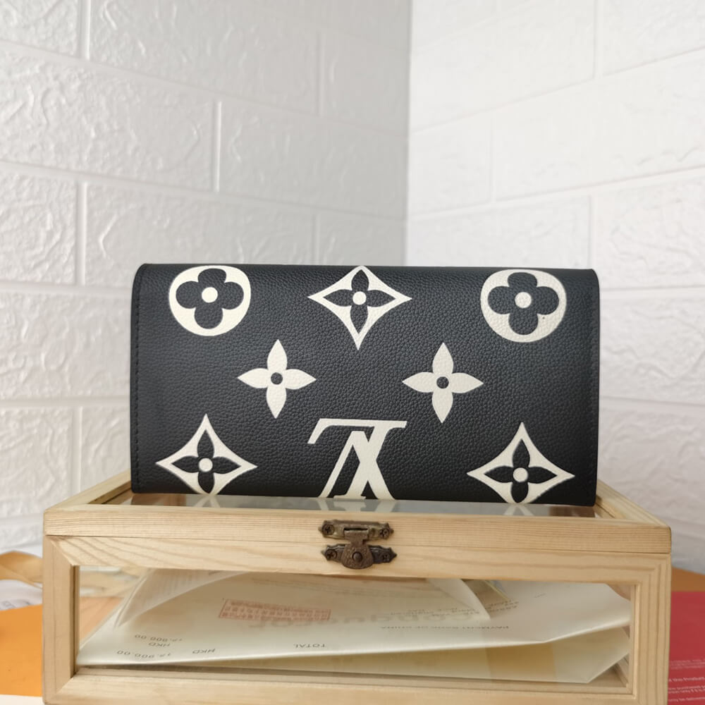 18042-4 LV Sarah Wallet