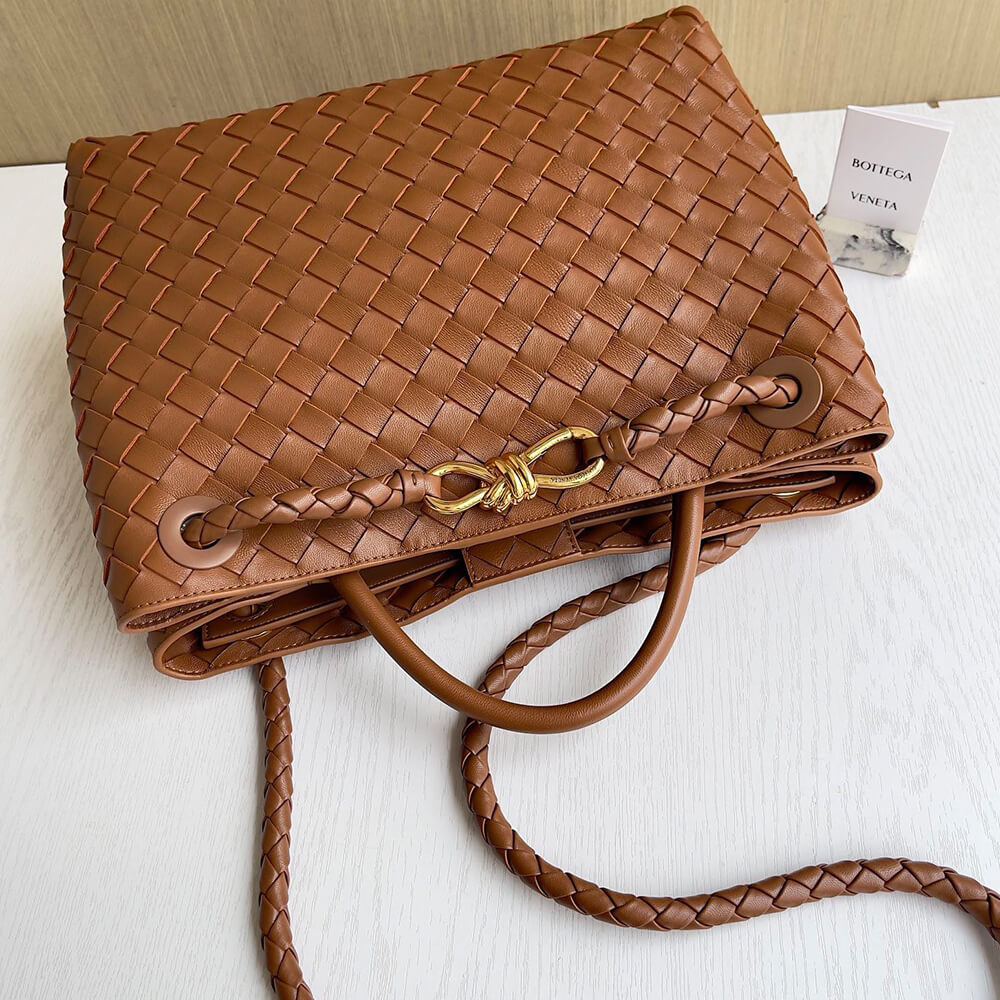 Bottega Veneta Medium Andiamo(TAX-FREE GRADE)