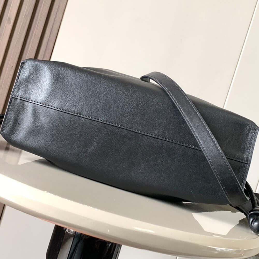 18088-5 LOEWE Medium Flamenco clutch in nappa calfskin(HIGH-END GRADE)