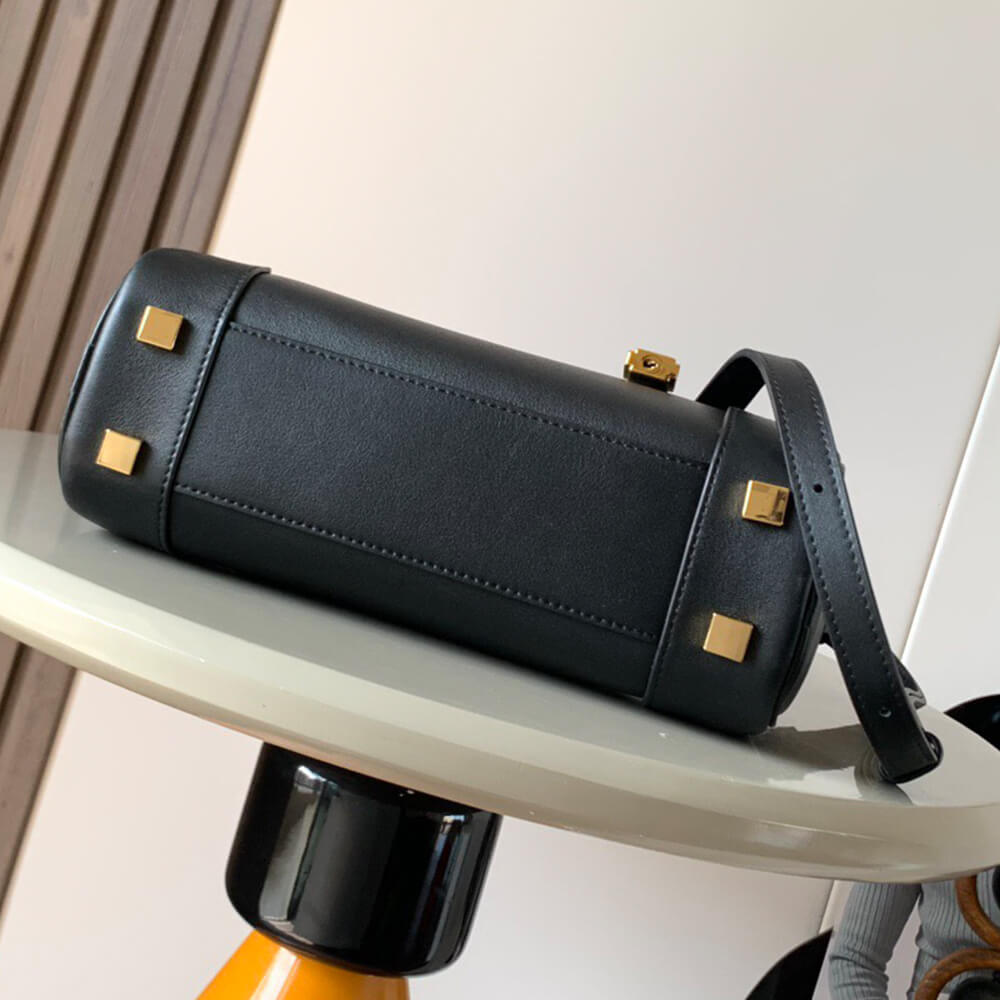 18100-5 LOEWE Amazona 23 Cropped bag in nappa calfskin(HIGH-END GRADE)