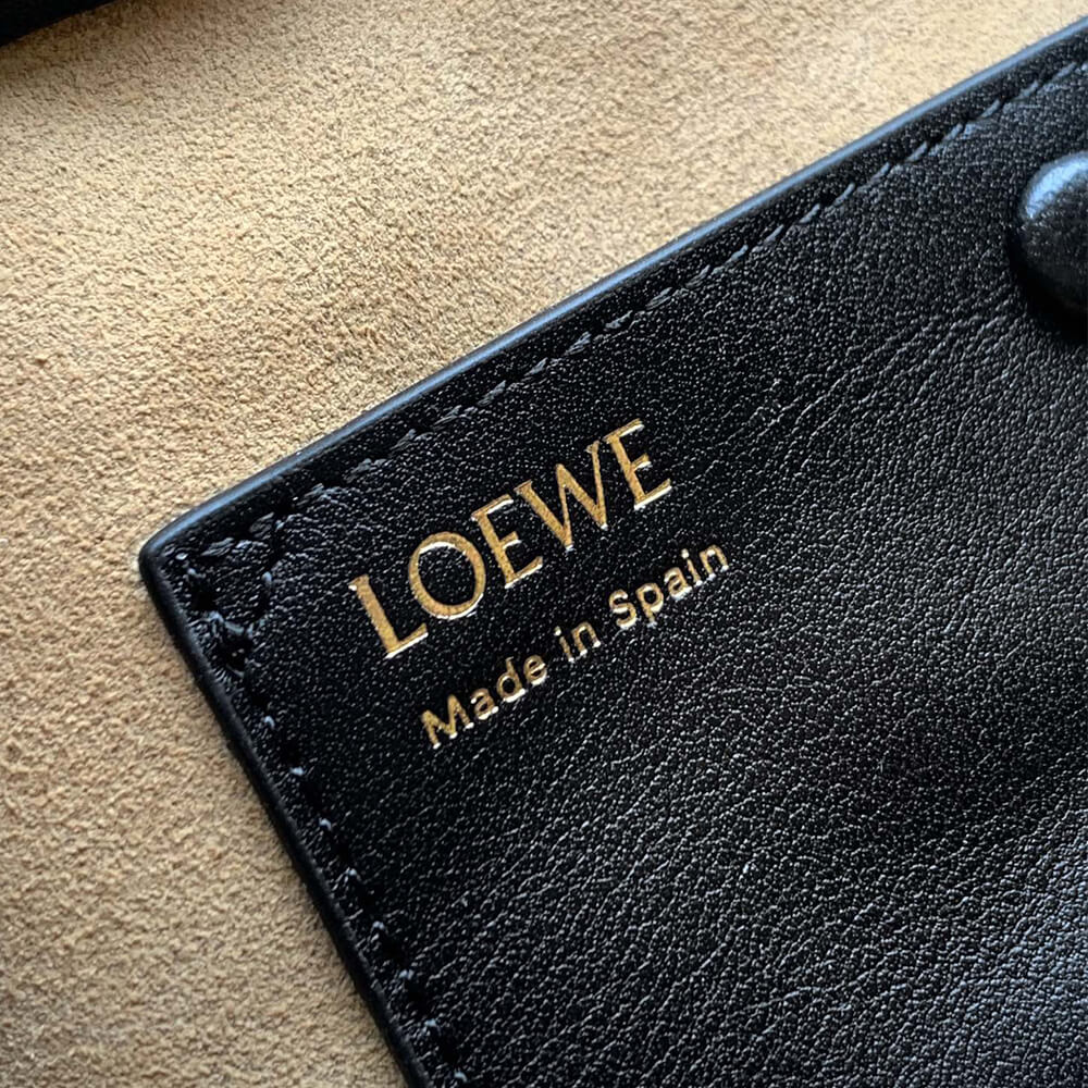 18100-7 LOEWE Amazona 23 Cropped bag in nappa calfskin(HIGH-END GRADE)