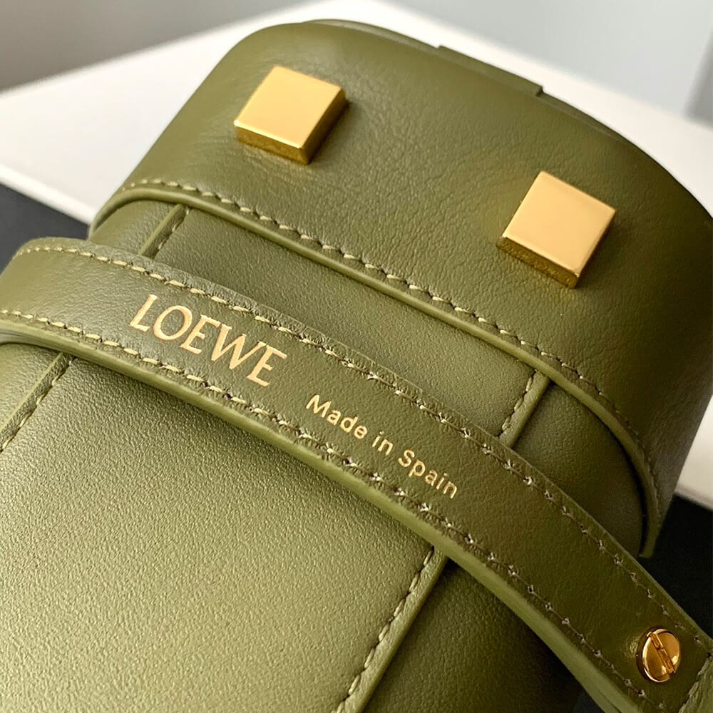 18103-6 LOEWE Amazona 23 Cropped bag in nappa calfskin(HIGH-END GRADE)
