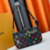 18252-4 LV x TM Pochette Accessoires
