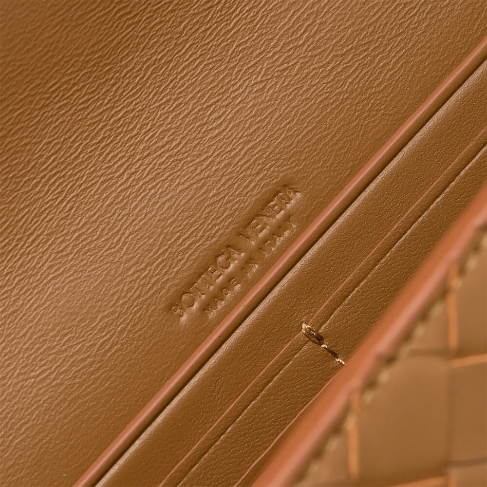 64533-7 Bottega Veneta Andiamo Clutch(HIGH-END GRADE)