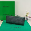 Bottega Veneta Andiamo Clutch(HIGH-END GRADE)