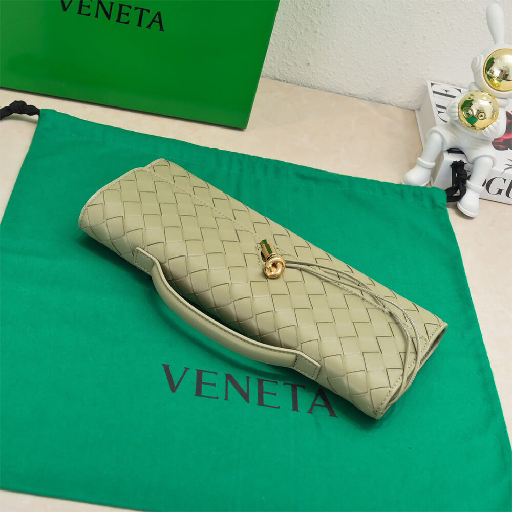 64541-5 Bottega Veneta Andiamo Clutch(HIGH-END GRADE