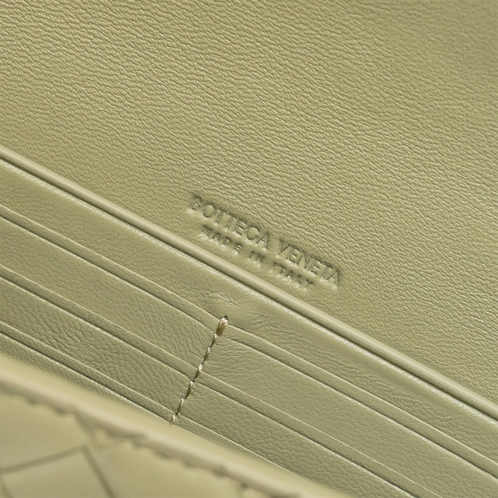 64541-7 Bottega Veneta Andiamo Clutch(HIGH-END GRADE