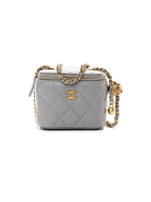 CHANEL Quilted Pearl Crush Mini Vanity Case