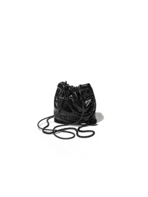 CHANEL 22 MINI HANDBAG