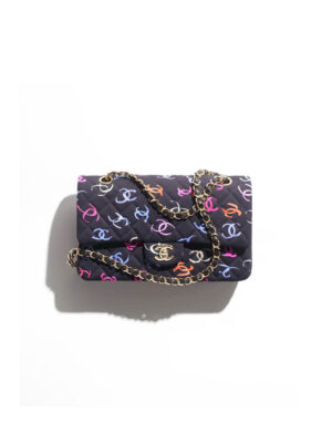 CHANEL CLASSIC FLAP MEDIUM
