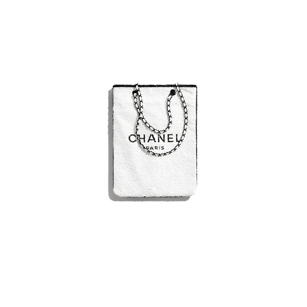 CHANEL SHOPPING BAG