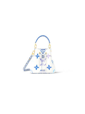 LV By the Pool NEONOE BB