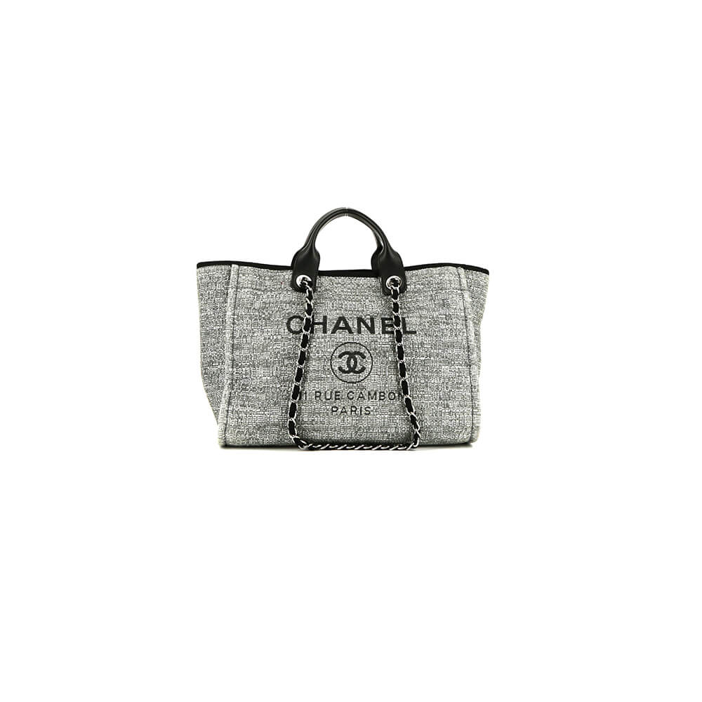 CHANEL Woven Straw Raffia Striped Medium Deauville Tote