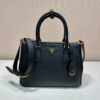 PRADA NEW Medium Prada Galleria Smooth leather bag(high-end grade)