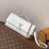 LV Wallet On Chain Capucines
