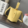 LOEWE Mini Pebble bucket in smooth calfskin(high-end grade)