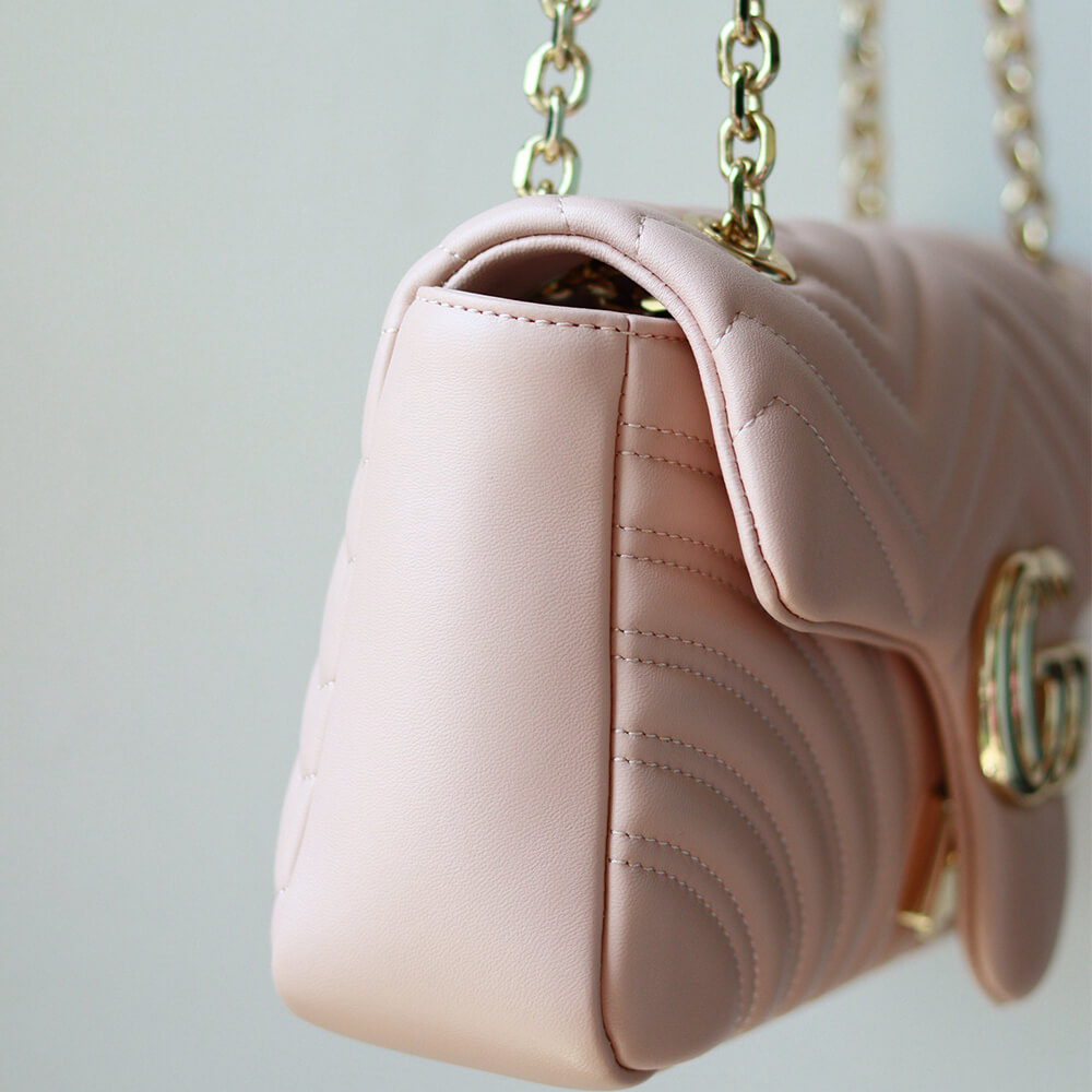 NEW GG Marmont medium shoulder bag