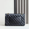CHANEL CLASSIC FLAP HANDBAG(TAX-FREE Grade)