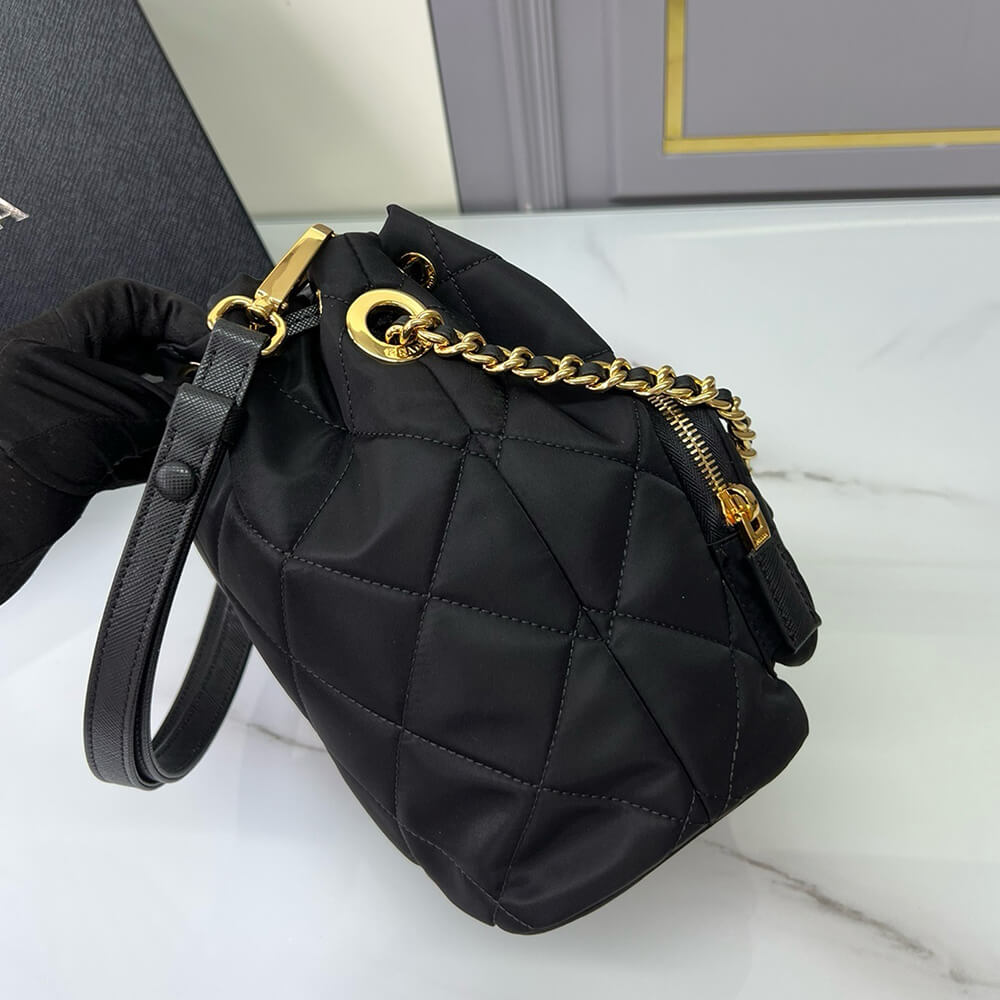 Prada Re-Edition 1995 ChaÃ®ne Re-Nylon shoulder bag(HIGH-END GRADE)