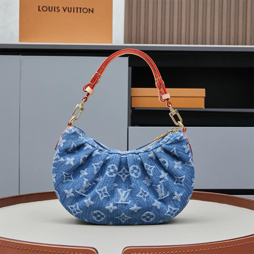 LV Pochette Valley