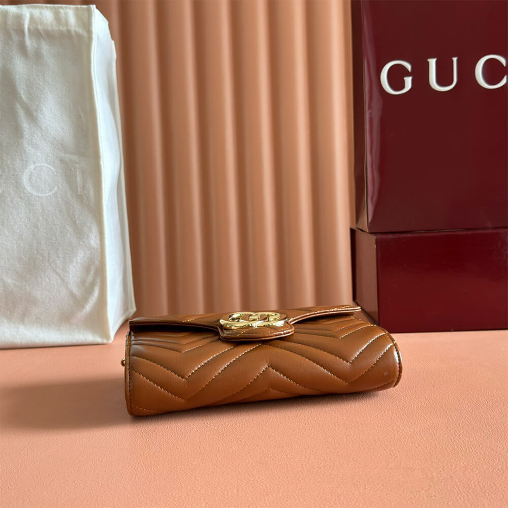 GG Marmont wallet on chain