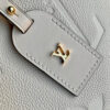 LV CARRYALL PM – EXCLUSIVELY ONLINE
