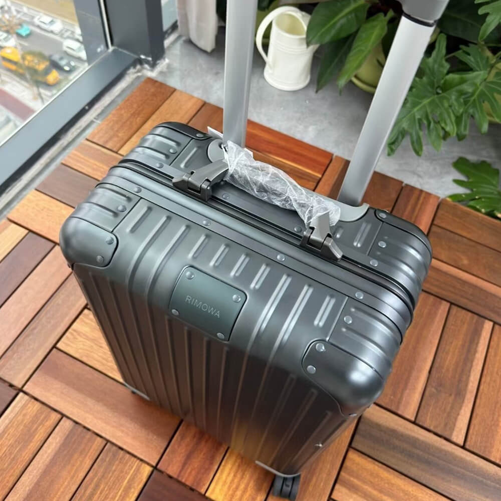 RIMOWA LUGGAGE