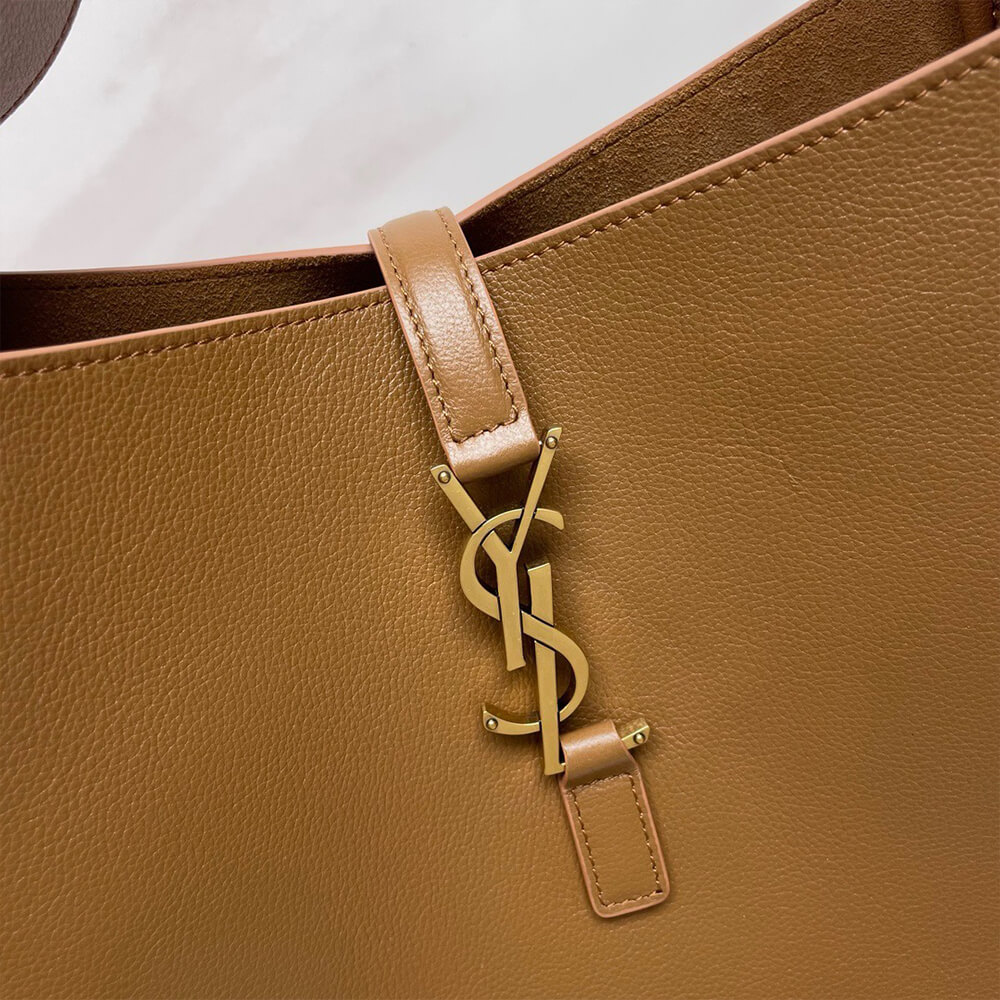 YSL LE 5 Ã 7 supple LARGE